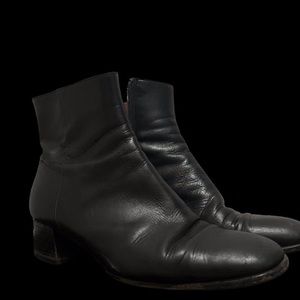 Vintage black leather heeled Bally boots